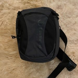 Tamrac camera sling bag